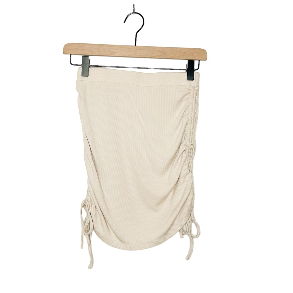 NWT LA Hearts Neutral Cream Cinched Side Ribbed Knit Mini Skirt XS